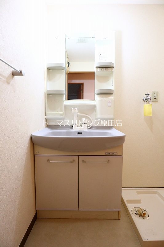 洗面設備　203号室写真