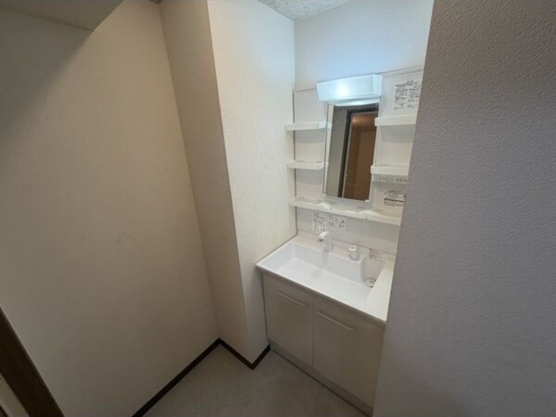 ＪＲ函館本線 発寒中央駅 徒歩5分 8階建 築30年の内装写真