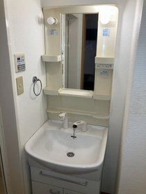ＪＲ総武線 高円寺駅 徒歩11分 4階建 築22年の内装写真