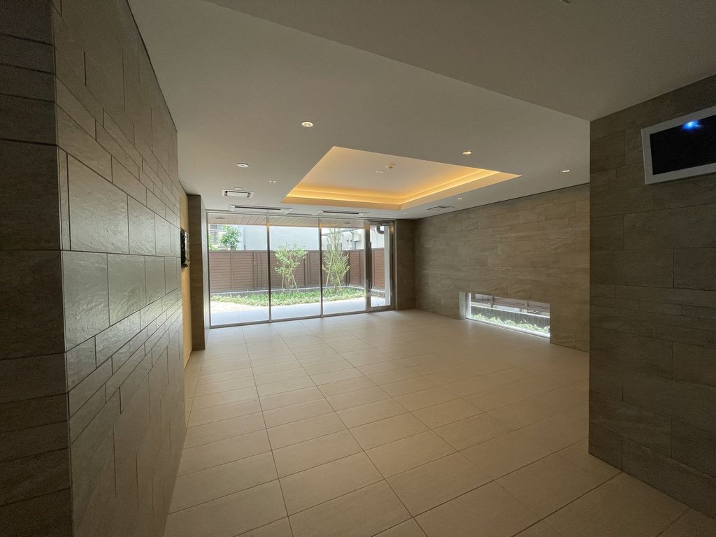 ロビー　エントランス