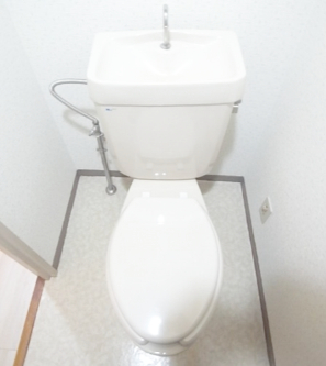 ＪＲ総武線 津田沼駅 徒歩5分 7階建 築39年のトイレ写真