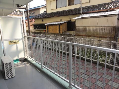 京阪宇治線 三室戸駅 徒歩10分 3階建 築37年の内装写真