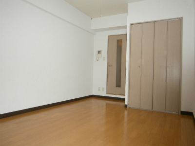 居室・リビング　洋室8.5帖のお部屋です