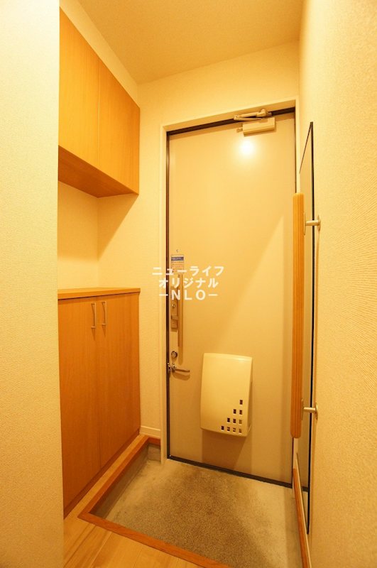 玄関　上下に分かれた使い勝手の良いシューズボックス☆