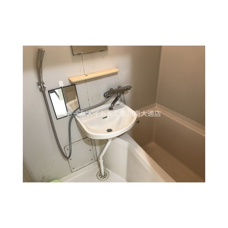 バス・シャワールーム　同型別部屋