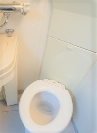 ＪＲ総武線 浅草橋駅 徒歩2分 5階建 築46年のトイレ写真