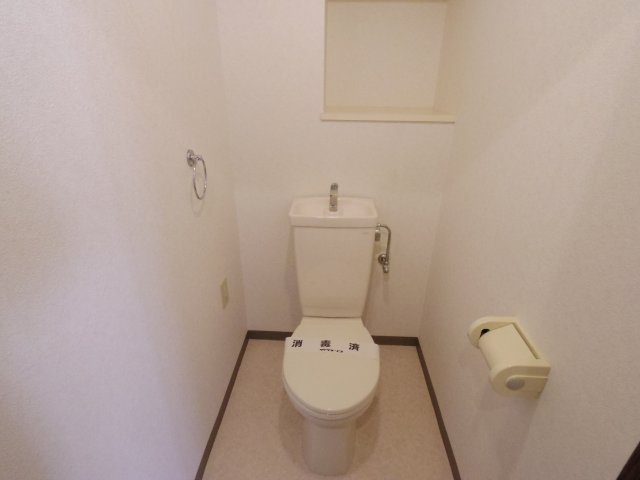 トイレ　※同タイプ参考写真