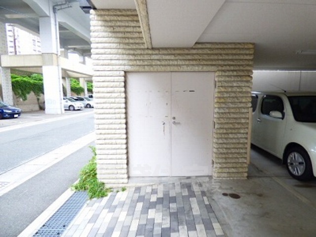 レジデンシャルヒルズ博多駅前弐番館の外観写真