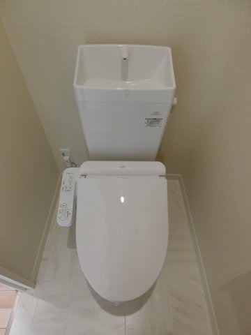 ＪＲ境線 後藤駅 徒歩12分 1階建 築7年のトイレ写真