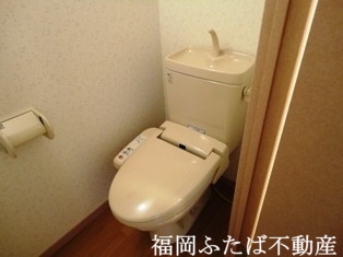 エース五番館のトイレ写真