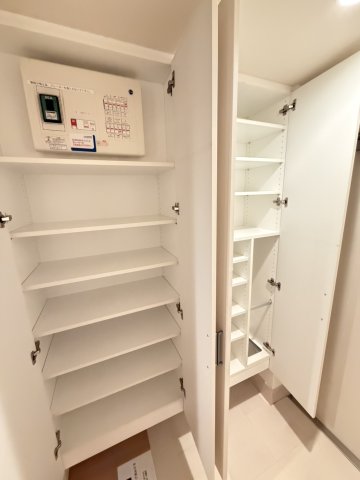 東京メトロ丸ノ内線 本郷三丁目駅 徒歩3分 11階建 築16年のその他写真