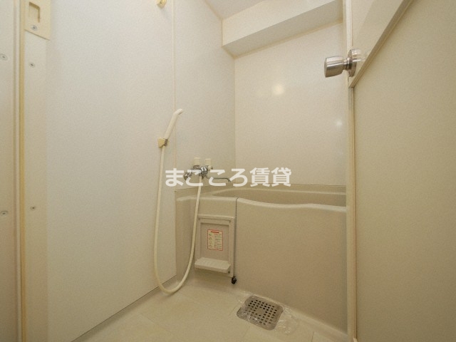 地下鉄堺筋線 北浜駅 徒歩7分 12階建 築25年の風呂写真