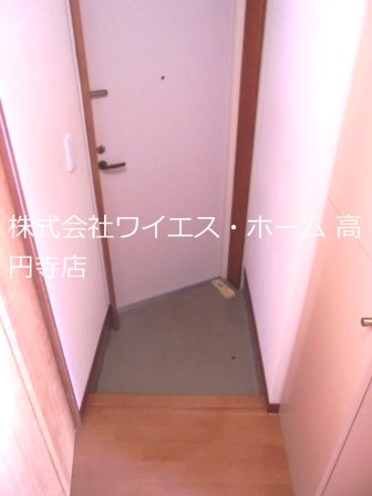 ＪＲ中央線 高円寺駅 徒歩10分 3階建 築22年の玄関写真