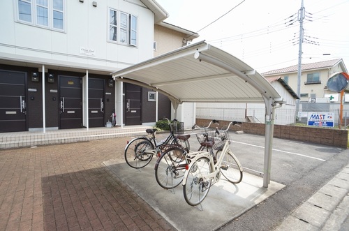 その他共有部分　屋根付き駐輪場