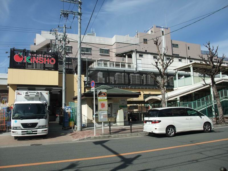 【プレサンス玉造駅前のスーパー】