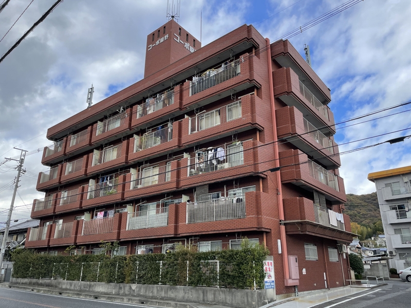 たつの市龍野町日山のマンションの建物外観