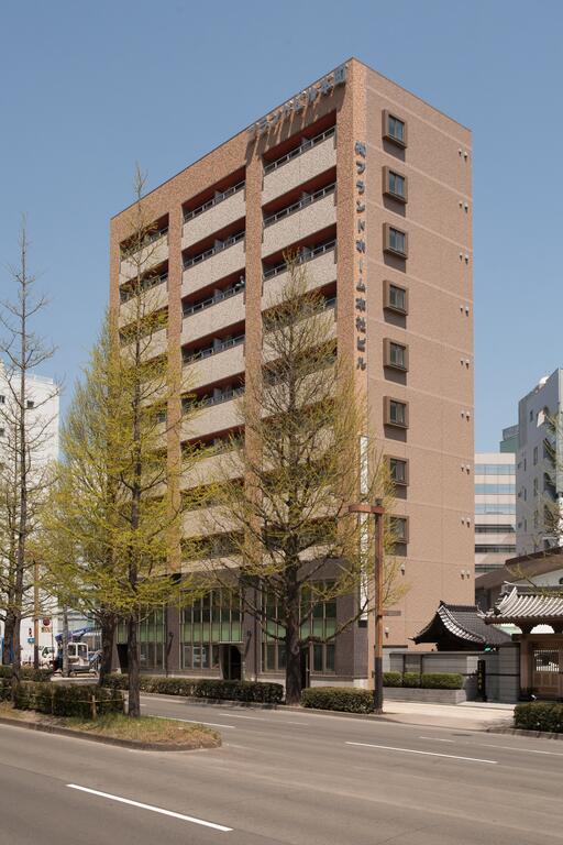 プランドビル本町の建物外観