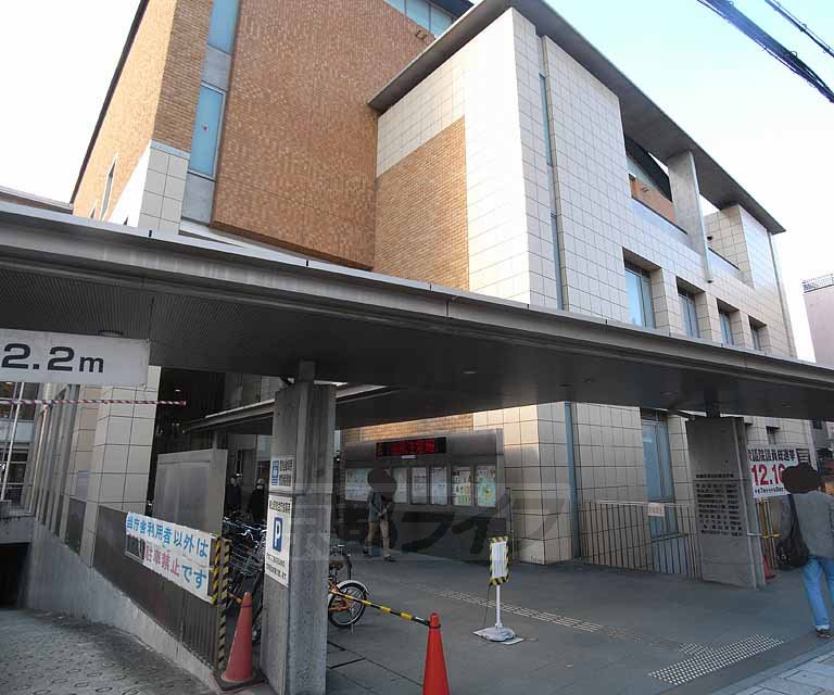 【京都市東山区妙法院前側町のマンションの役所】