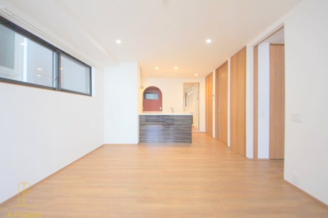 居室・リビング　フローラ梅田東