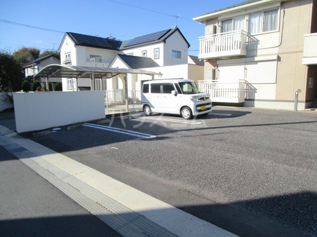 【つくば市大砂のアパートの駐車場】