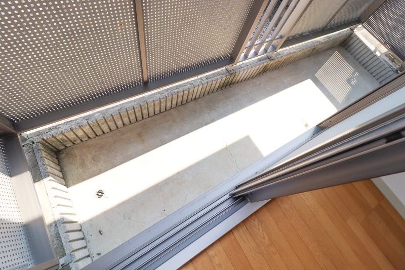 バルコニー　図面と現状に相違がある場合には現状を優先