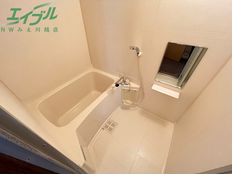 バス・シャワールーム　同型参考写真