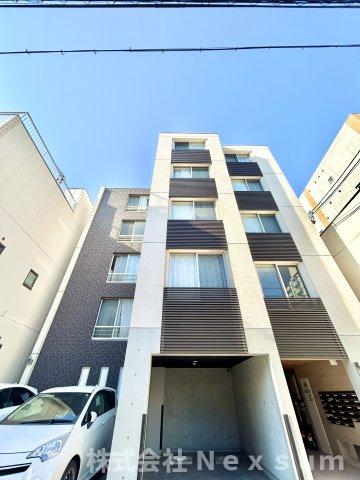 建物外観　外観は落ち着いています