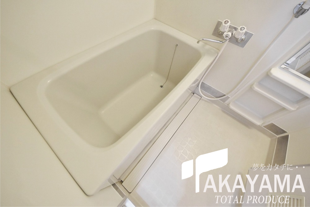 トイレ　浴室、ゆったりお寛ぎいただけるバスタブ★