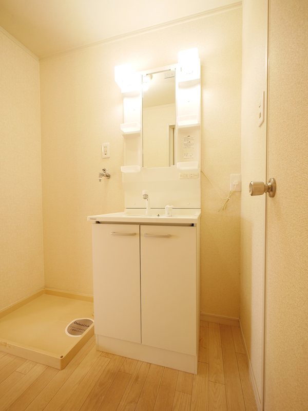 洗面設備　シャンプードレッサー