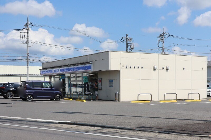 コンビニ　ローソン宇都宮針ヶ谷町店（コンビニ）まで501m