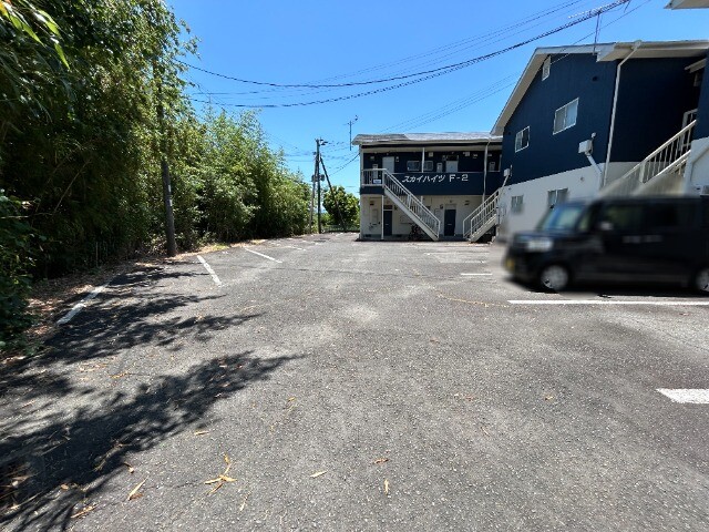 駐車場　駐車場