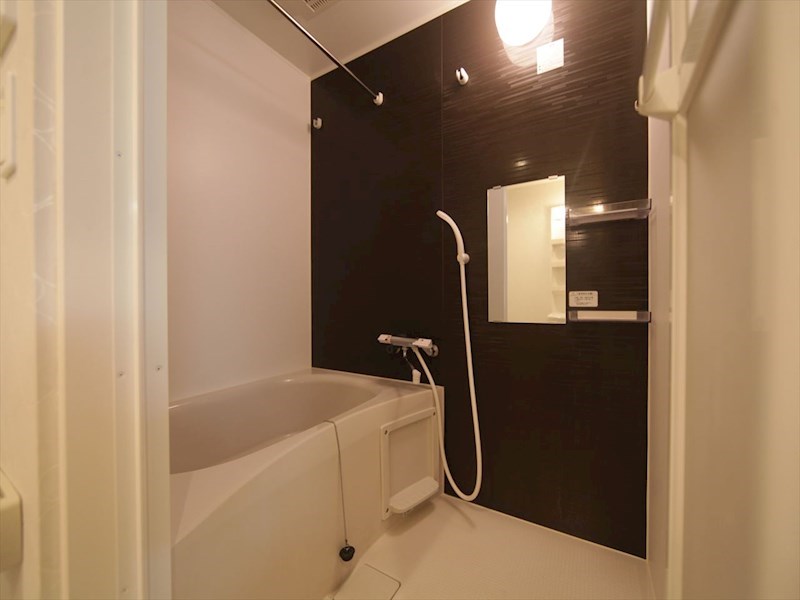 バス・シャワールーム　バスルーム　浴室暖房乾燥機付き