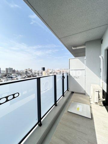 バルコニー　お洗濯にも便利なバルコニー付き