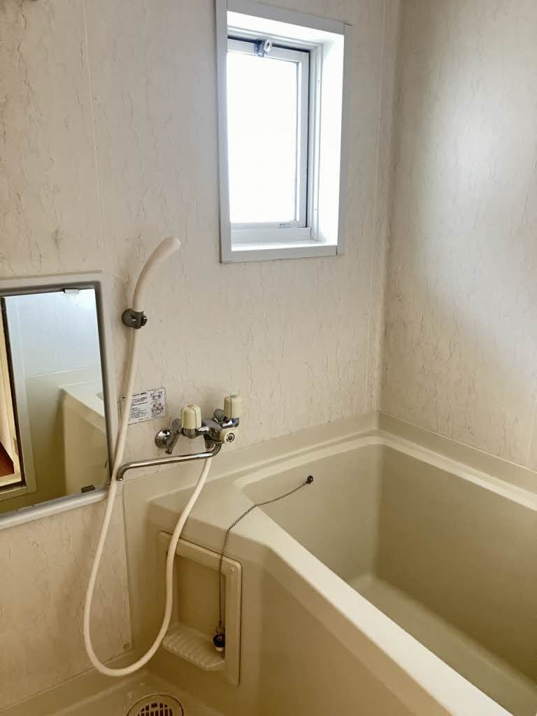 バス・シャワールーム　バスルーム