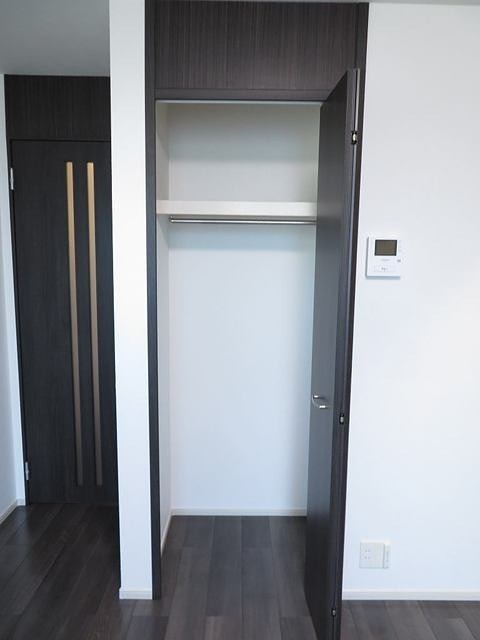 収納　クローゼット付きです。