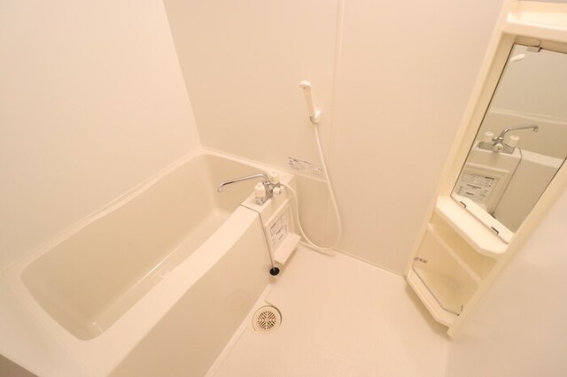 バス・シャワールーム　浴室