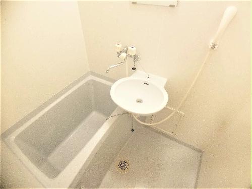 バス・シャワールーム　設備・仕様は号室により異なる為、現況を優先致します。