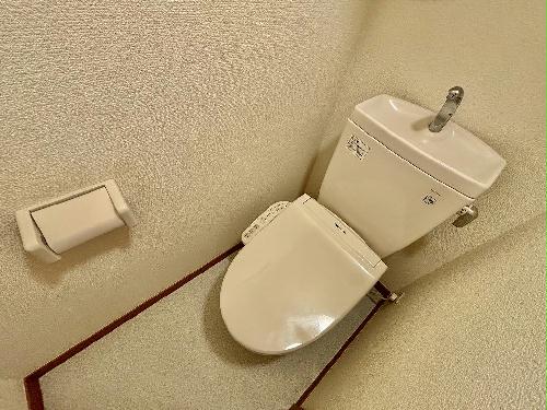 レオパレスaffectionIIのトイレ写真