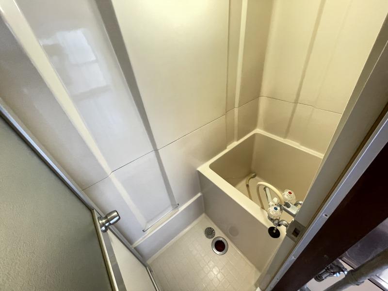 バス・シャワールーム　浴室