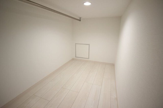 収納　反転タイプ