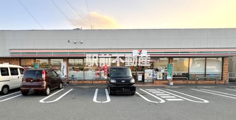 コンビニ　セブンイレブン佐賀諸富店（コンビニ）まで300m