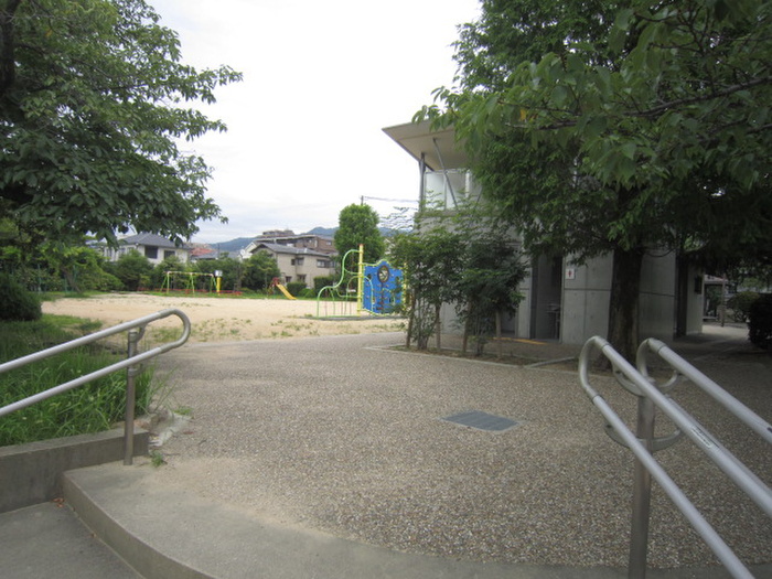公園　公園（公園）まで43m