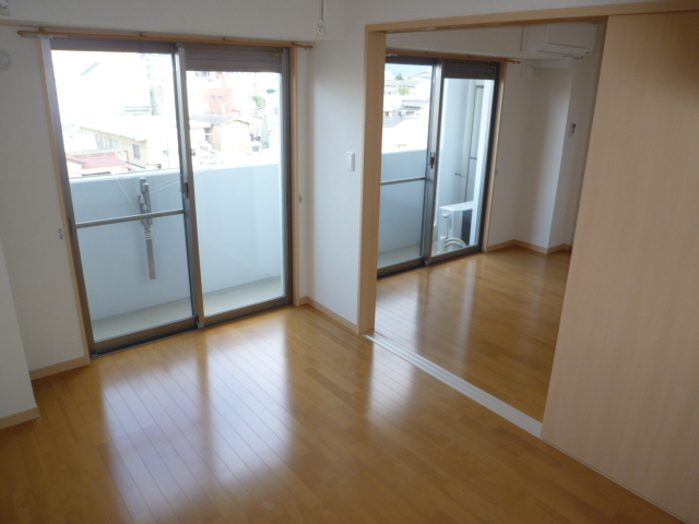 その他部屋・スペース　明るい室内