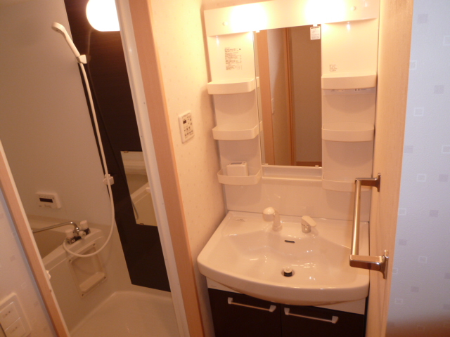 洗面設備　朝シャンできますぅ～