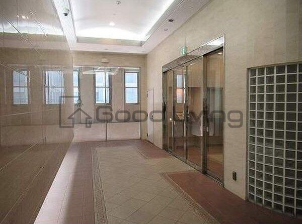 エントランス　エントランス