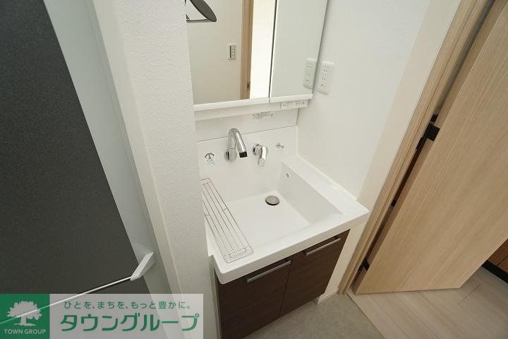 洗面設備　お部屋探しは株式会社　タウンハウジング　までお気軽にお問合…