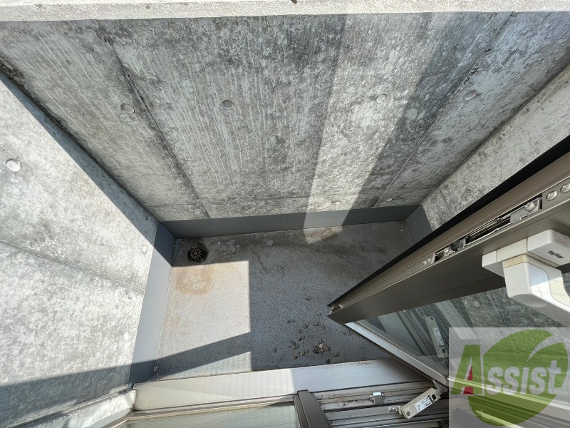 バルコニー　バルコニーが広くプチガーデニングも出来そうですね～。