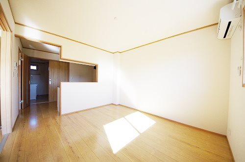 居室・リビング　類似室内