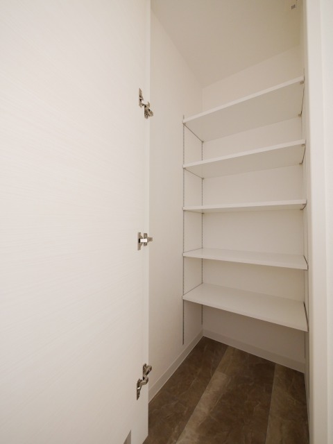 その他設備　シューズクローゼット付きです！