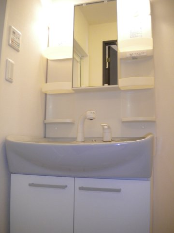 洗面設備　広い洗面スペース